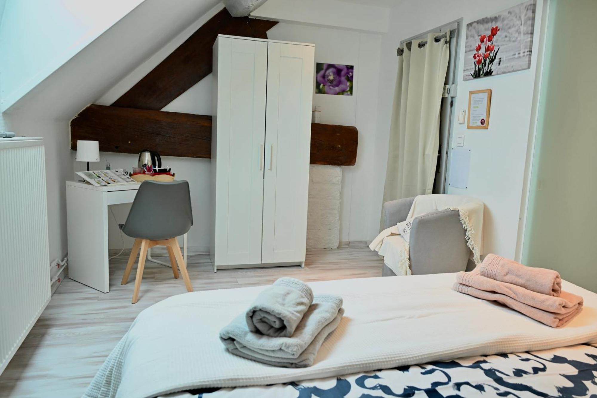 Les Nympheas 52 Bed & Breakfast Orges Exterior photo